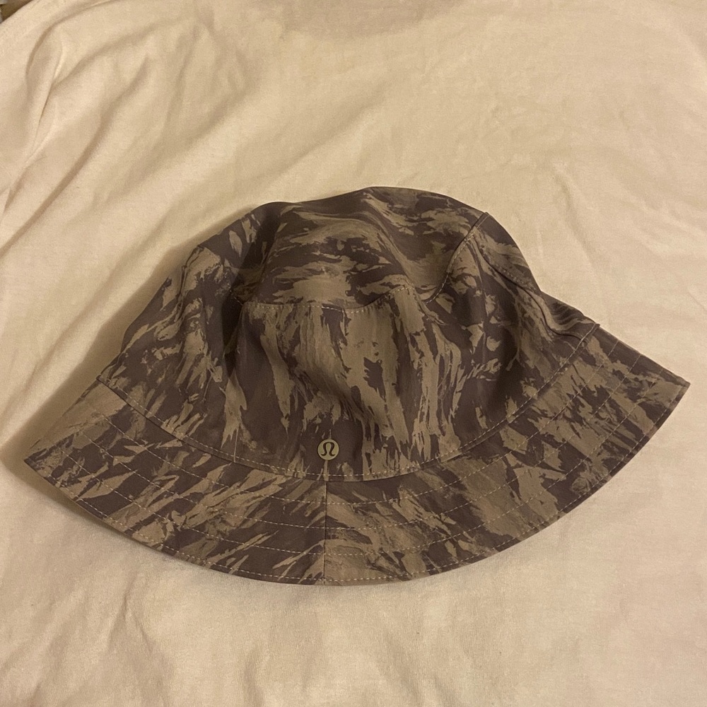 Lululemon Both Ways Camouflage Bucket Hat